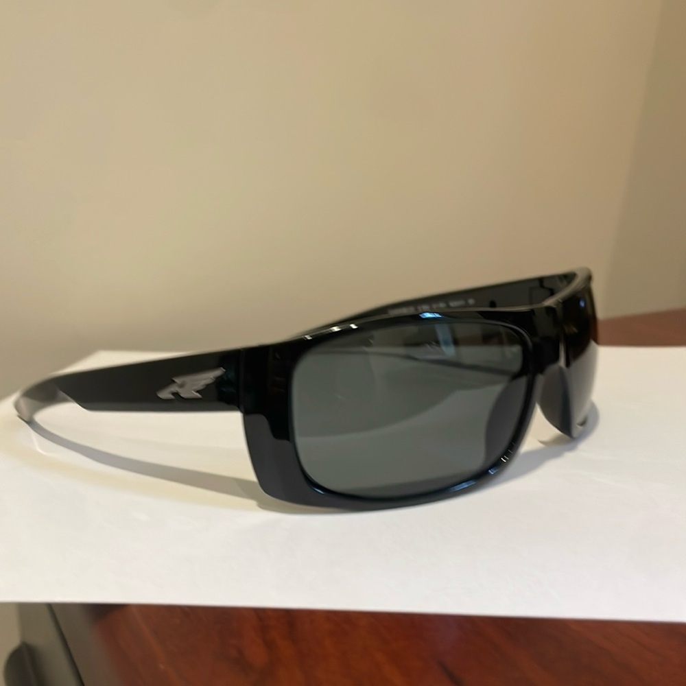 Arnette P polarized sunglasses